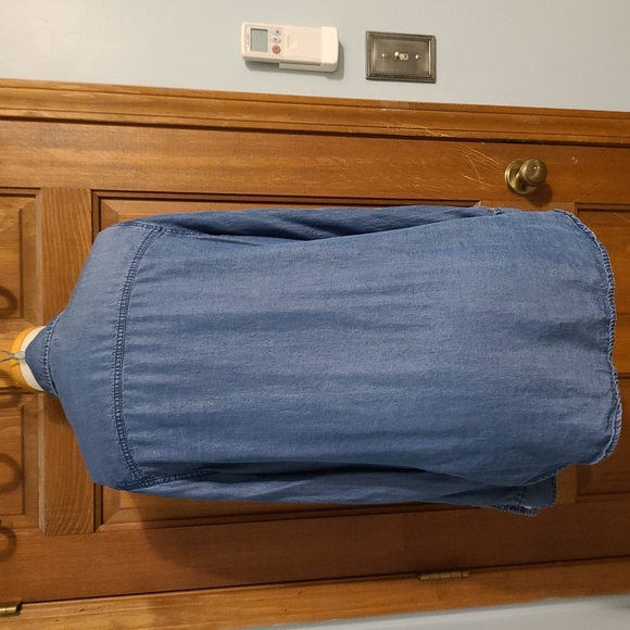 Croft & Barrow blouse - Picture 2 of 4